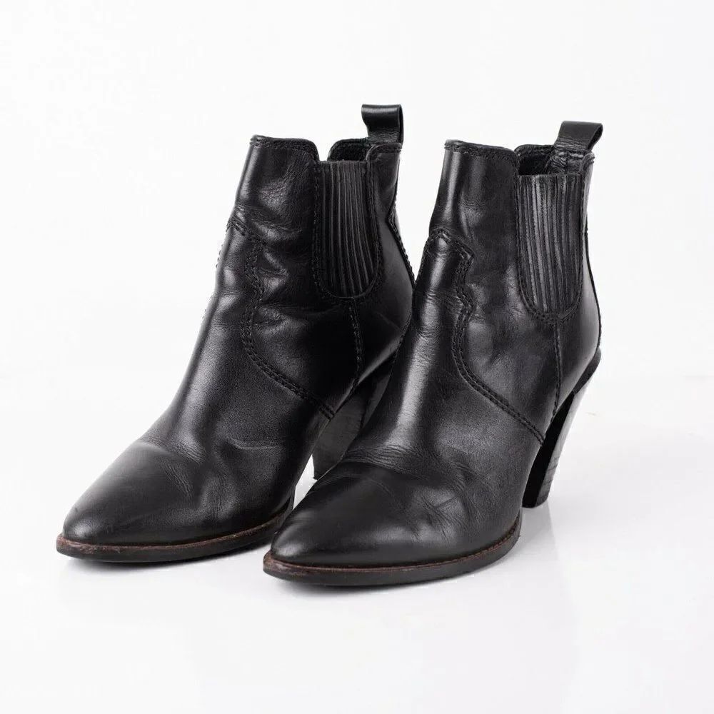 Coach Westyn Womens Black Leather Heeled Ankle Boots Booties Sz 9.5 Eu 39.5